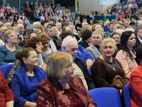 Powiat chełmski. Powiatowy Dzień Kobiet z gwiazdami - Rui Carlos Ferreira ex Bad Boys Blue i Yaroo cz. II [GALERIA ZDJĘĆ]