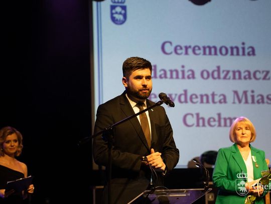 Chełmska Gala z okazji Dnia Kobiet [GALERIA ZDJĘĆ]