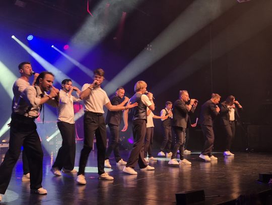 "Męskie brzmienia" w Chełmskim Domu Kultury. Publiczność dobrze się bawiła! [GALERIA ZDJĘĆ]