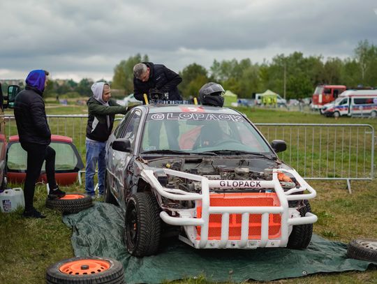 Wrak Race 9 dla Szymka i jego taty. Błoto, ryk silników i wielkie serca [GALERIA ZDJĘĆ]