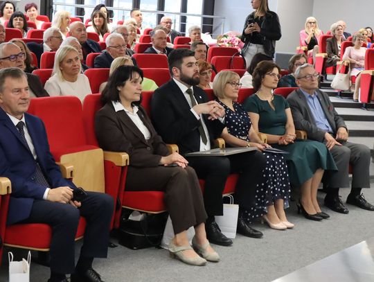 Szkoła, która połączyła pokolenia. Chełmska "Jedynka" obchodzi 110-lecie [GALERIA ZDJĘĆ]