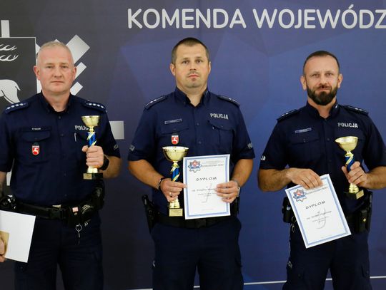 Chełmski policjant na podium. Sukces w prestiżowym konkursie „Dzielnicowy Roku” [ZDJĘCIA]