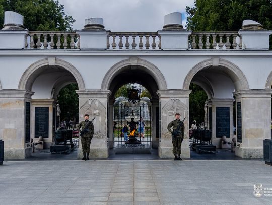 Honor, pamięć, służba – 19. Nadbużańska Brygada Obrony Pogranicza przy Grobie Nieznanego Żołnierza [GALERIA]