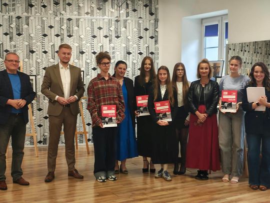 Podsumowanie Wojewódzkiego Konkursu Fotograficznego Młodzieży „Zatrzymani w codzienności” [ZDJĘCIA]