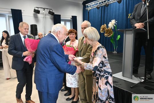 Pół wieku i więcej razem. W Fajsławicach świętowali niezwykłe małżeńskie jubileusze [GALERIA ZDJĘĆ]