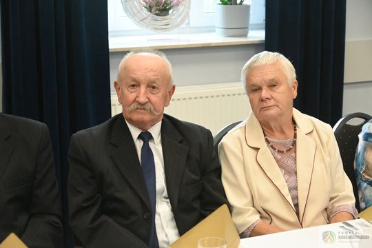 Pół wieku i więcej razem. W Fajsławicach świętowali niezwykłe małżeńskie jubileusze [GALERIA ZDJĘĆ]